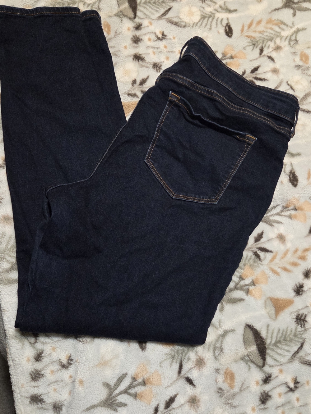 Old Navy RockStar Super Skinny Dark Indigo Jeans